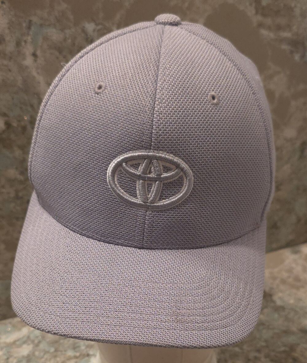 Toyota Logo Mens Grey Flexfit Yupoong Baseball Hat Curved Brim OSFM